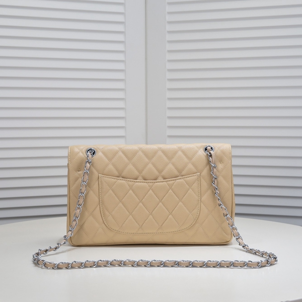 シャネルバッグ側面デザイン